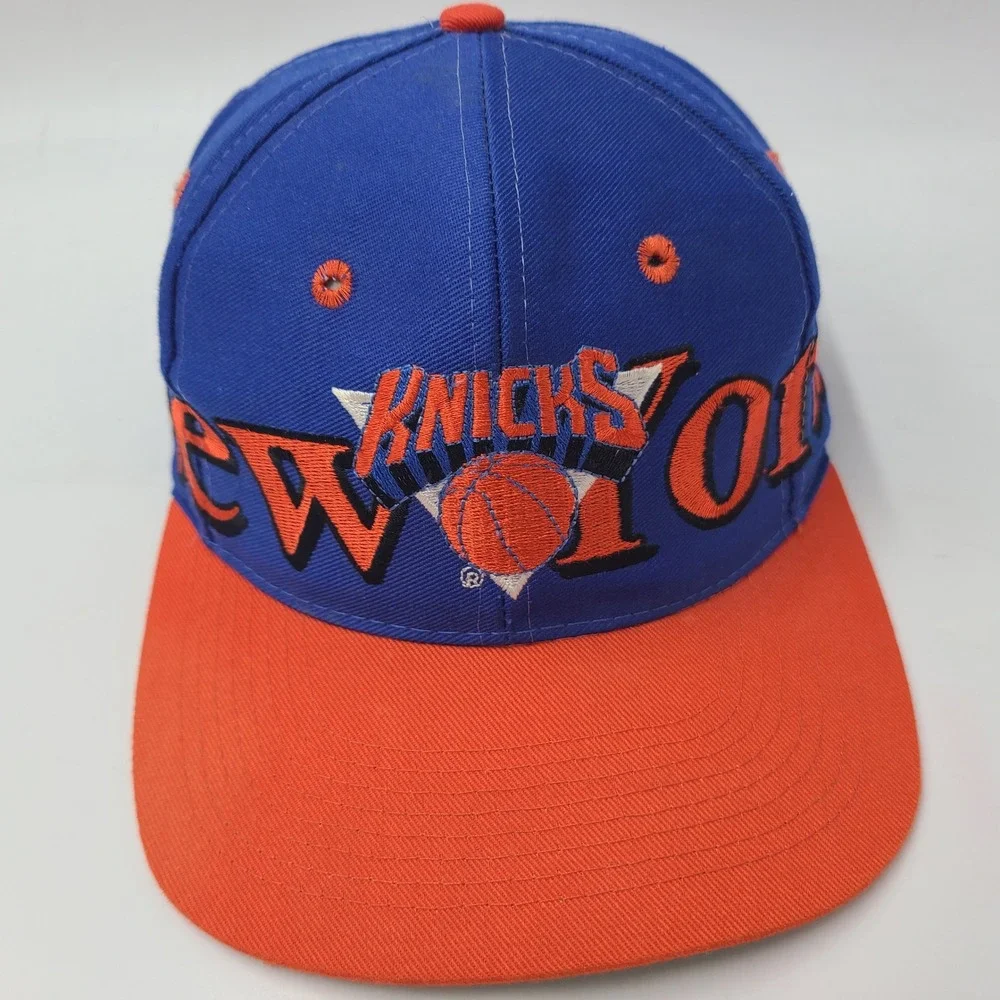 Vintage New York Knicks Hat Snapback (Fits‎ Small) Logo 7 Blue NBA Big Wrap Logo